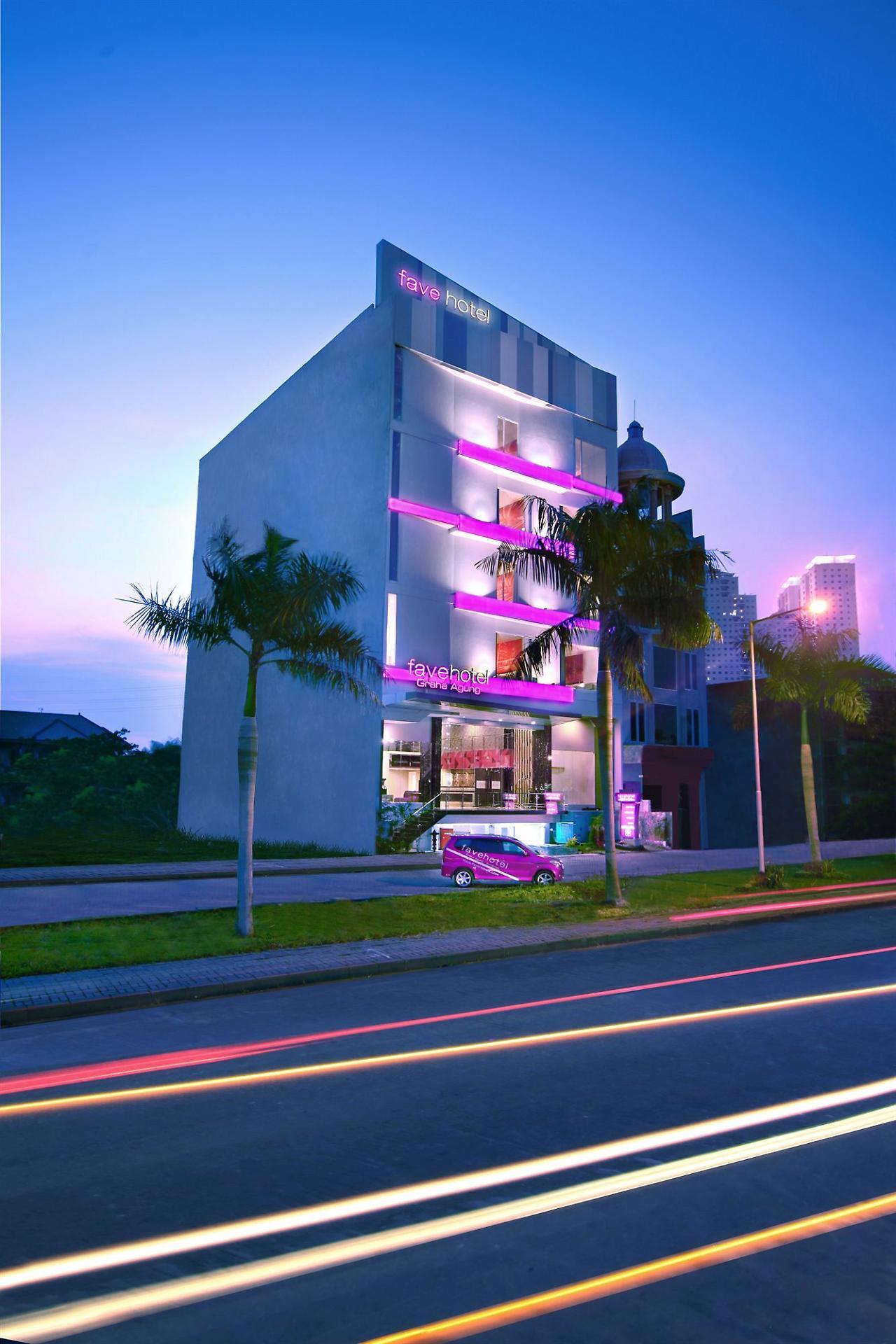 Favehotel Graha Agung Surabaya Luaran gambar