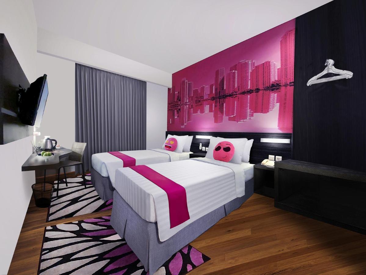 Favehotel Graha Agung Surabaya Luaran gambar