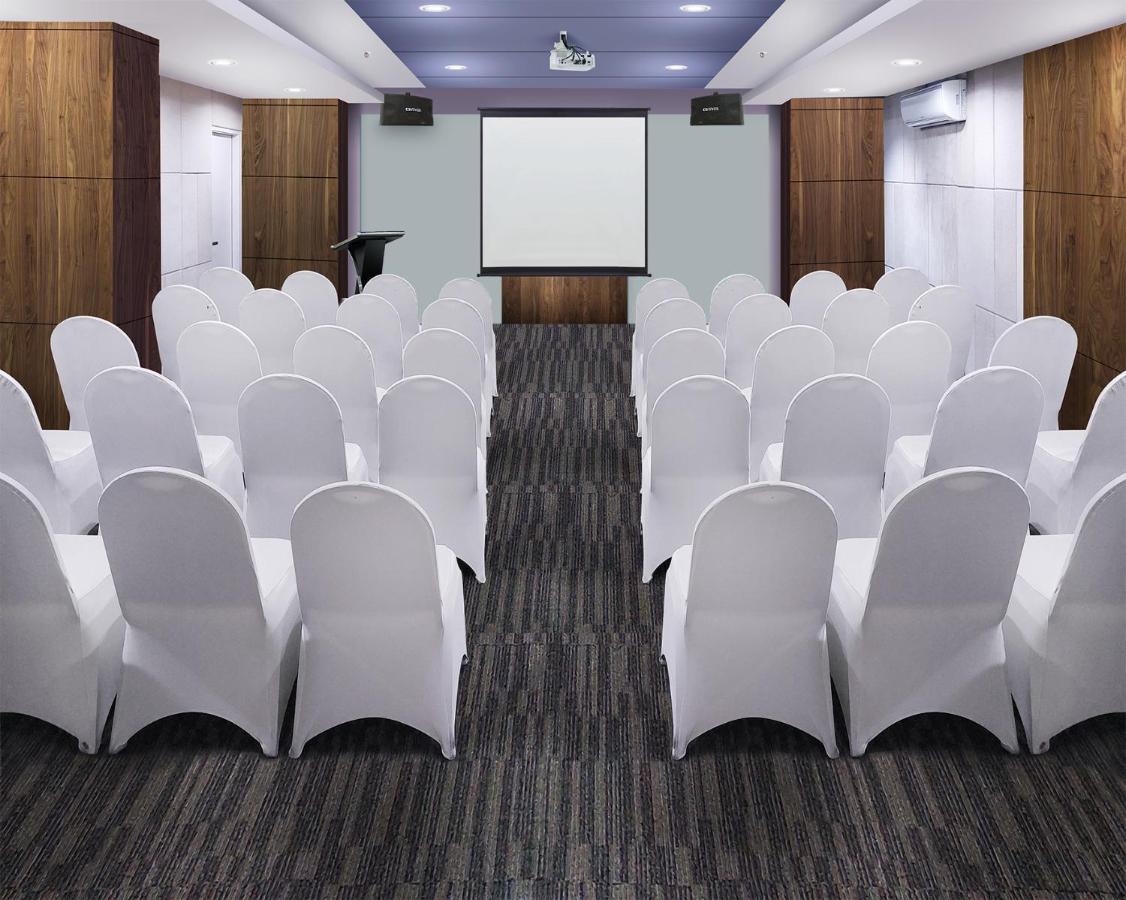 Favehotel Graha Agung Surabaya Luaran gambar