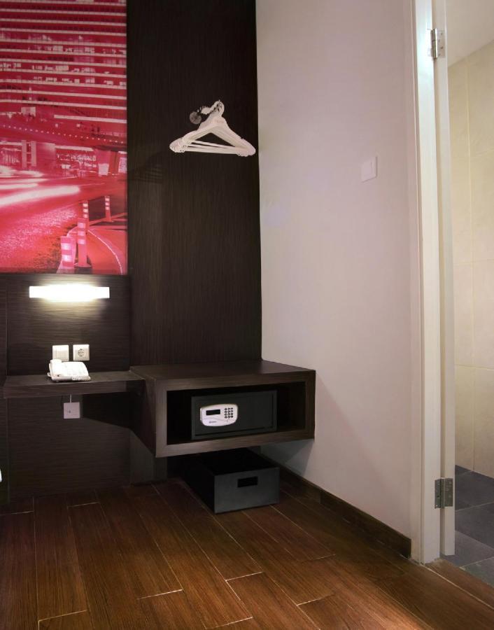 Favehotel Graha Agung Surabaya Luaran gambar
